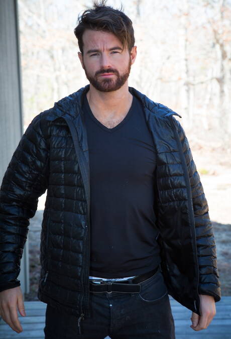 Irish mature bear Brendan Patrick undressing outside