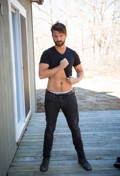 Irish mature bear Brendan Patrick undressing outside