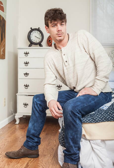 Gorące Amerykanki, krzepki facet Jesse Santana i superogier Jd Phoenix pozują nago i pokazują ładne tyłki