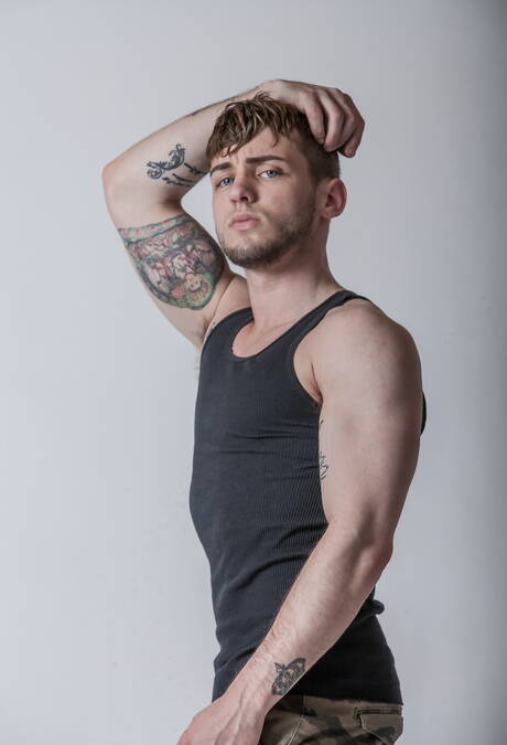 American pornstars stud Andrew Fitch and superstud Colton Grey in hot homosexual action