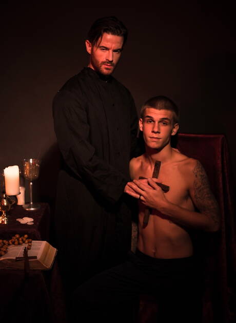 愛爾蘭熊Brendan Patrick和美國帥哥Trent Ferris展現完美身材