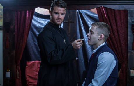 Irish mature bear Brendan Patrick and american hunk Ian Levine posing naked