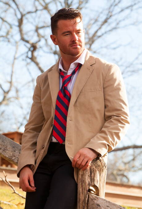 Icon Male: Irish hairy bear Brendan Patrick and american strongman Ian Levine shows a beautiful body outdoor