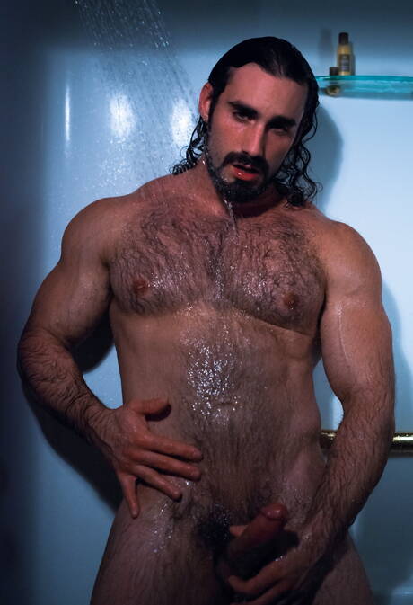 Two american dudes muscular Billy Santoro and gay bear Jaxton Wheeler having a pleasure in hot shower