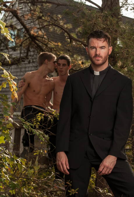 Schaamteloze jongens Brendan Patrick, Sam Truitt en Trent Ferris in hete trio-kontneukactie in de buitenlucht