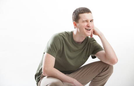 Joshua Pierce 和美國肌肉男 Trenton Ducati 全裸露臀