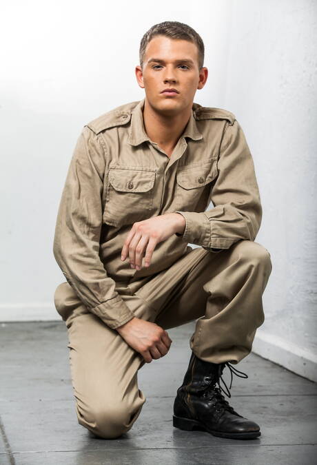 Icon Male: Pretty american boys twink Rob Yaeger and hunk Brandon Wilde shows a perfect body