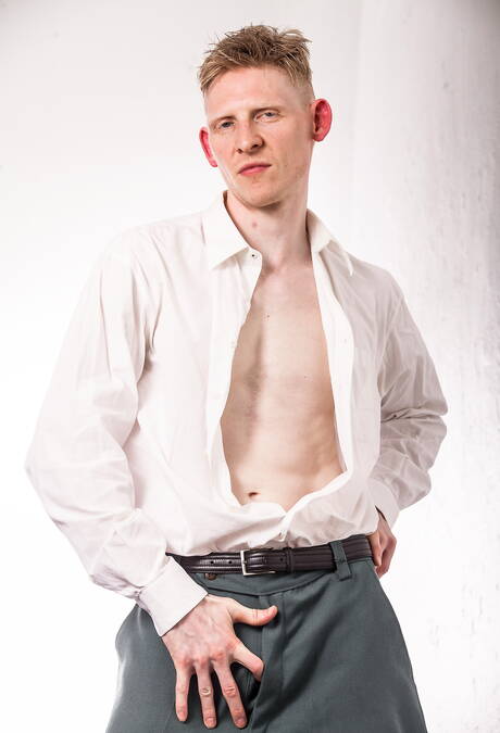 Hübsche amerikanische Jungs Twink Rob Yaeger und Hunk Brandon Wilde zeigen einen perfekten Körper