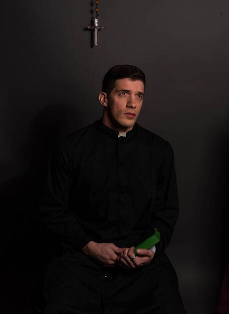 Icon Male: German beefy Alexander Gustavo and american hairy stud Ty Roderick jerk off cock