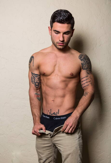 Russian beefy Vadim Black shows a perfect body