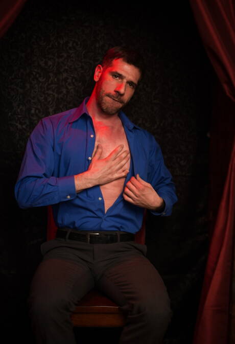 ハスキーな男アーモンド・リッツォ。オースティン・アンドリュースは熱いセックスをする