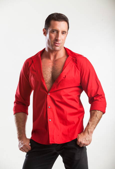 Icon Male: Pretty american guys tough guy Lance Hart and strongman Nick Capra posing nude and showing tight butt