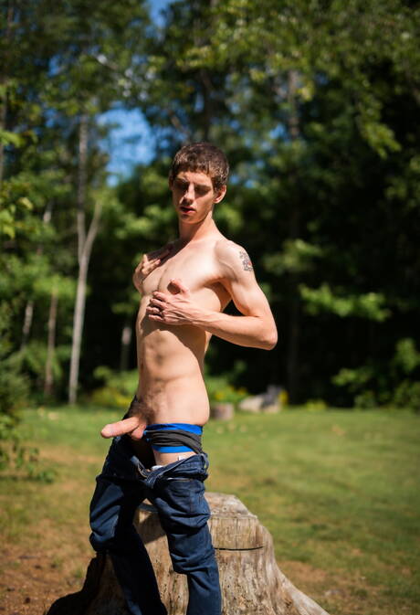 Famous americans, hot twink Sam Truitt and bear Jaxton Wheeler have anal sex