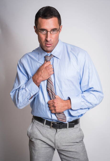 Asher Devon and american well-built Nick Capra undressing and showing hot ass