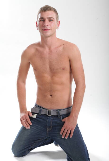 Hete Amerikaanse gasten Otter Alexander Greene en knappe Brandon Wilde hebben plezier