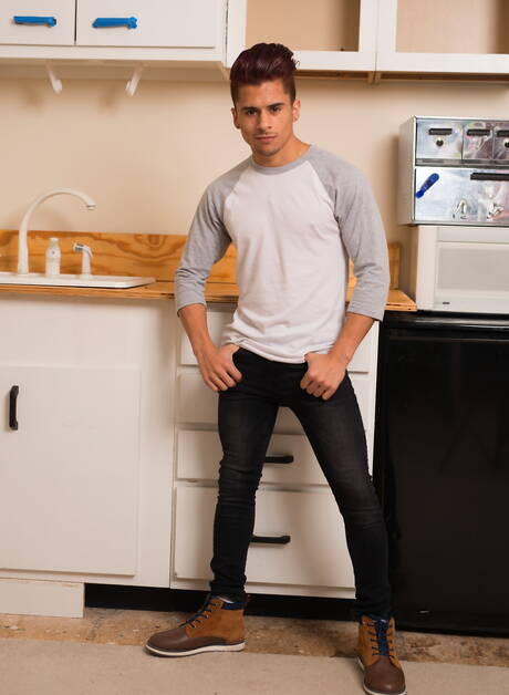 Two american dudes beefcake Armond Rizzo and beefcake Michael Delray undressing and showing ass in kitchen