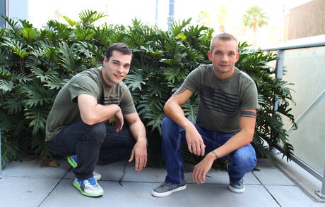 American tough guy Princeton Price and well-built Leo Wyatt drilling an ass outside