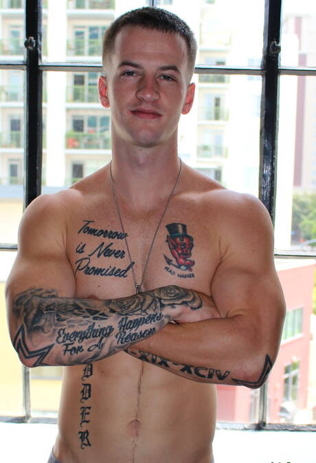 Quentin Gainz, Ryan Jordan und Alex Michaels haben sich im Freien gevögelt