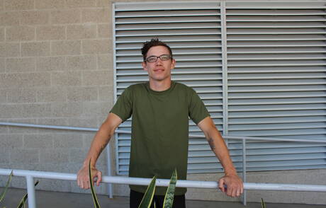 Young boy Bud jack off his cock outside