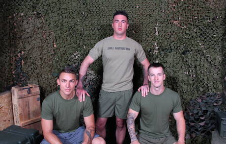 Horny guys Quentin Gainz, Ripley Grey and Jay Ice sucking and fucking each other outside