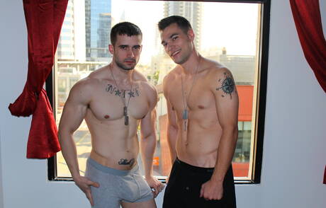 Gorący amerykańscy faceci, twardziel Princeton Price i twardziel Mathias w gorącej akcji ruchania tyłków na zewnątrz