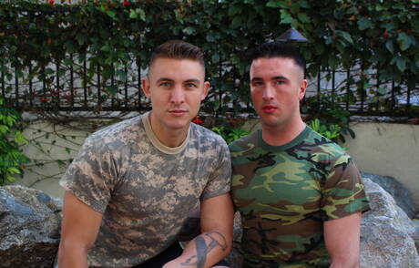 American husky guy Ripley Grey and hot twink Jay Ice in hot ass fuck action outside