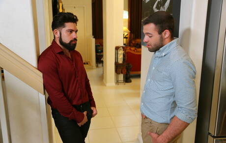 Famous americans, hairy bear Alessandro Del Toro and superstud Braxton Smith have a hot couple sex