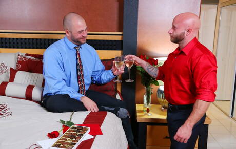 Pride Studios: Two american dudes husky guy Drake Jaden and hairy bear David Chase banged each other