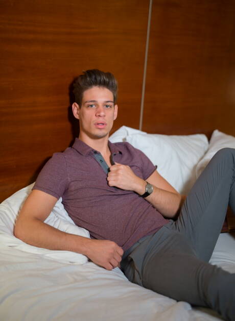 Las estrellas estadounidenses, el corpulento Billy Santoro y el supersemental Michael Delray, muestran un cuerpo perfecto.