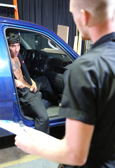 Der gut gebaute Amerikaner Billy Warren und der junge Jd Ryder lieben sich