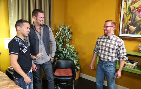 Les sexy Steven Ponce, Andrew Justice et Emanuelk Rosado dans un trio hard