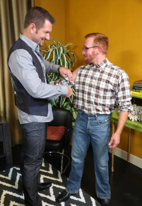 I sexy Steven Ponce, Andrew Justice ed Emanuelk Rosado in un duro sesso a tre