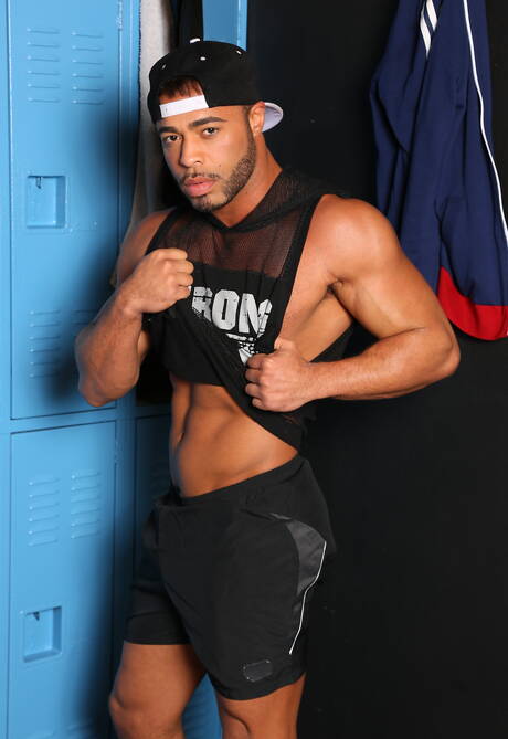 Beefcake Ali Liam and ebony stud Micah Brandt have a hot couple sex