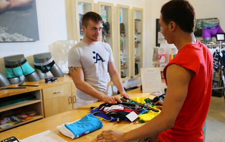 Pride Studios: Latino strongman Santiago Figueroa and american beefcake Leo Sweetwood in hot anal sex