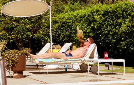 American husky guy Trenton Ducati and beefy Chris Abbot have anal sex in the kitchen