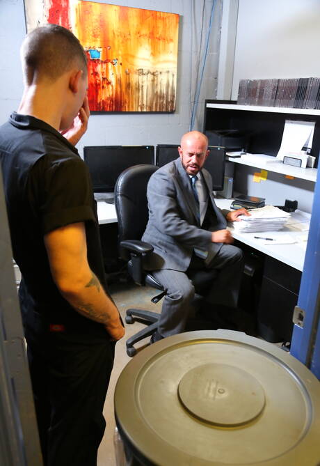 Pride Studios: Hot americans, well-built James Hamilton and bodybuilder Matt Stevens fuck after blowjob