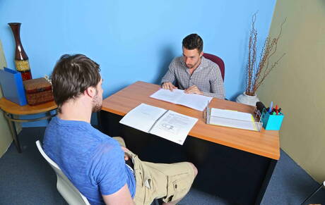 Deux garçons américains se tapent Isaac Hardy et Scott Harbor dans une sodomie torride