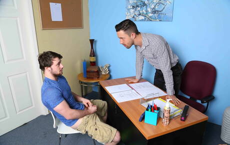 Deux garçons américains se tapent Isaac Hardy et Scott Harbor dans une sodomie torride