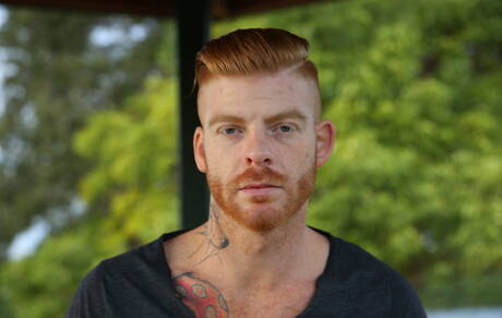 Der attraktive Buddy Mason und der kräftige Amerikaner Bennett Anthony bei einem heißen Arschfick im Freien