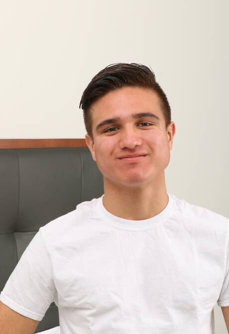 Josh Hunter and german superstud Hans Berlin fuck after blowjob in bathroom