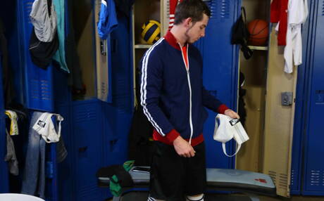 El galán americano Toby Springs se masturba