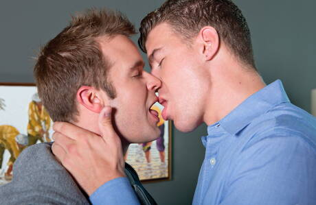 Pretty american guys stud Connor Patricks and hunky guy Jj Knight fuck ass after sucking dick