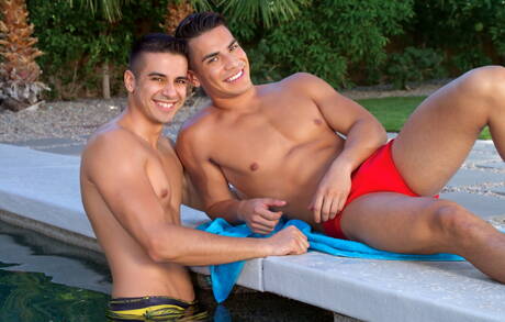 American beefy Ray Diaz and latin strongman Lance Luciano in hot ass fuck action in the pool
