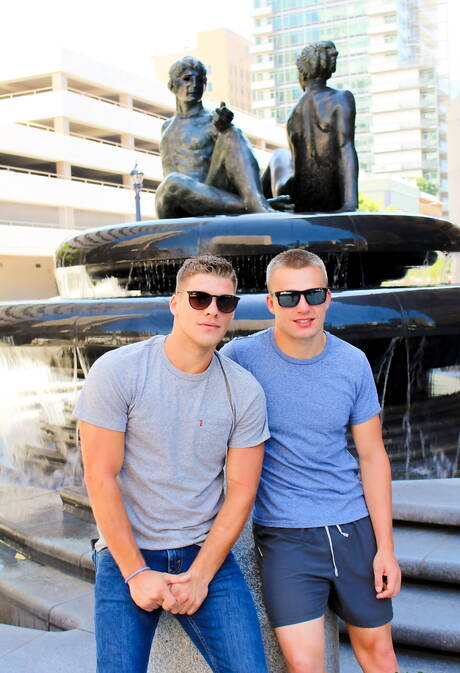 American hunky guy Bridger Watts and beefcake Austin have a hot sex outside