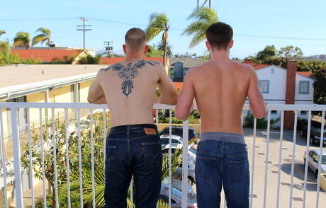 Beefy Dominic and well-built Chase? fuck after blowjob outside