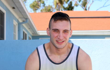 Husky guy Scott Millie shows a beautiful body outdoor