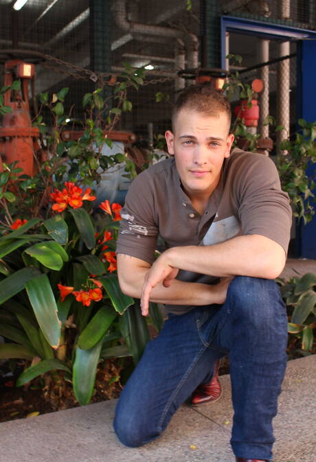 Bull Chase mostra um corpo bem construído por fora