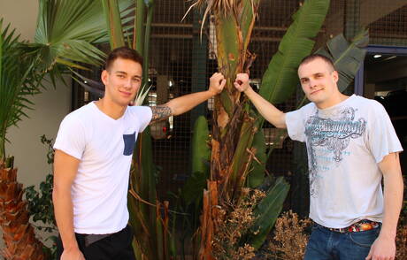 Il bel ragazzo americano Colton Phobos e il bel ragazzo Matthew Reeves si fanno un bel sesso anale all