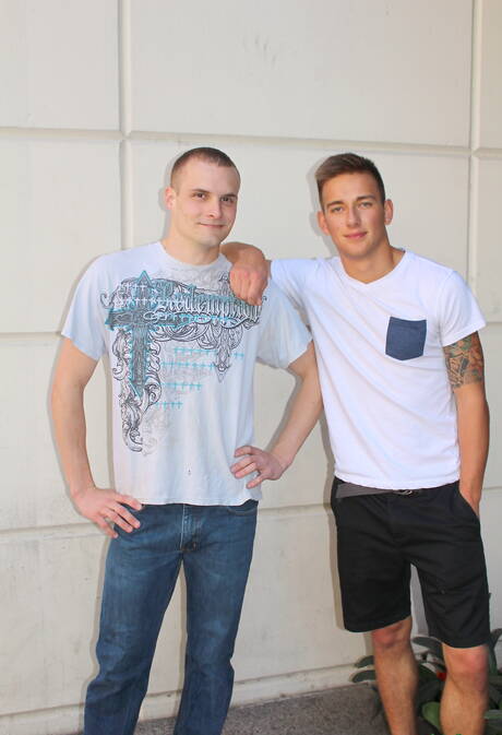 Il bel ragazzo americano Colton Phobos e il bel ragazzo Matthew Reeves si fanno un bel sesso anale all