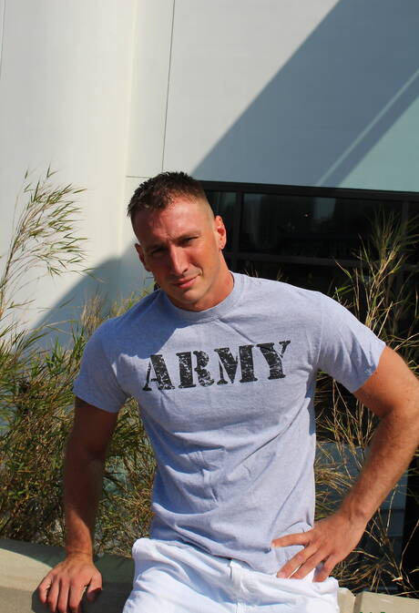 Active Duty: American stud Craig Cameron undressing and showing hot ass outdoor